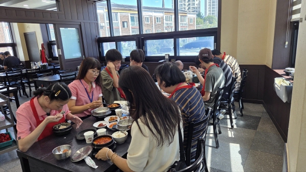 d8c2306ffeee0433ec2f5e6f12c47ae1_1757577411_3446.jpg